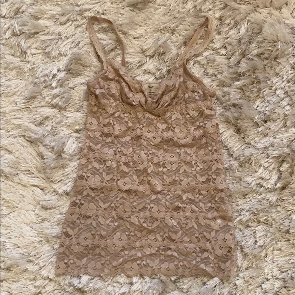 SOLD 🚫 Lace tank top
